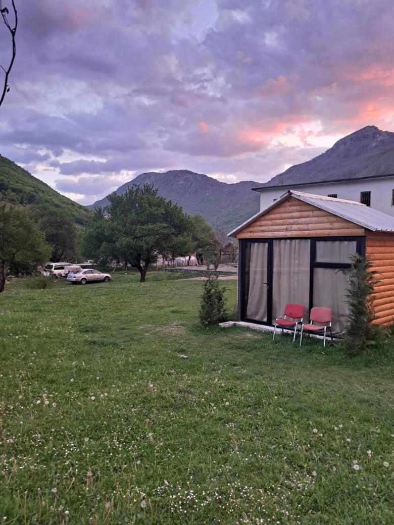 Gospodarstwo wiejskie Boge Albania Szkodra